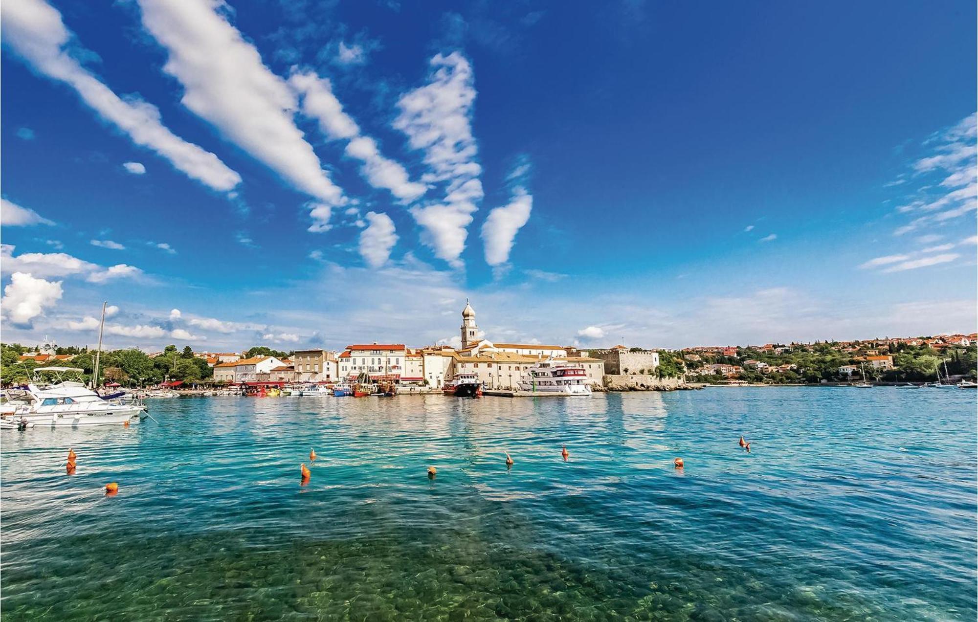 Lovely Apartment In Krk With Wifi Brzac エクステリア 写真