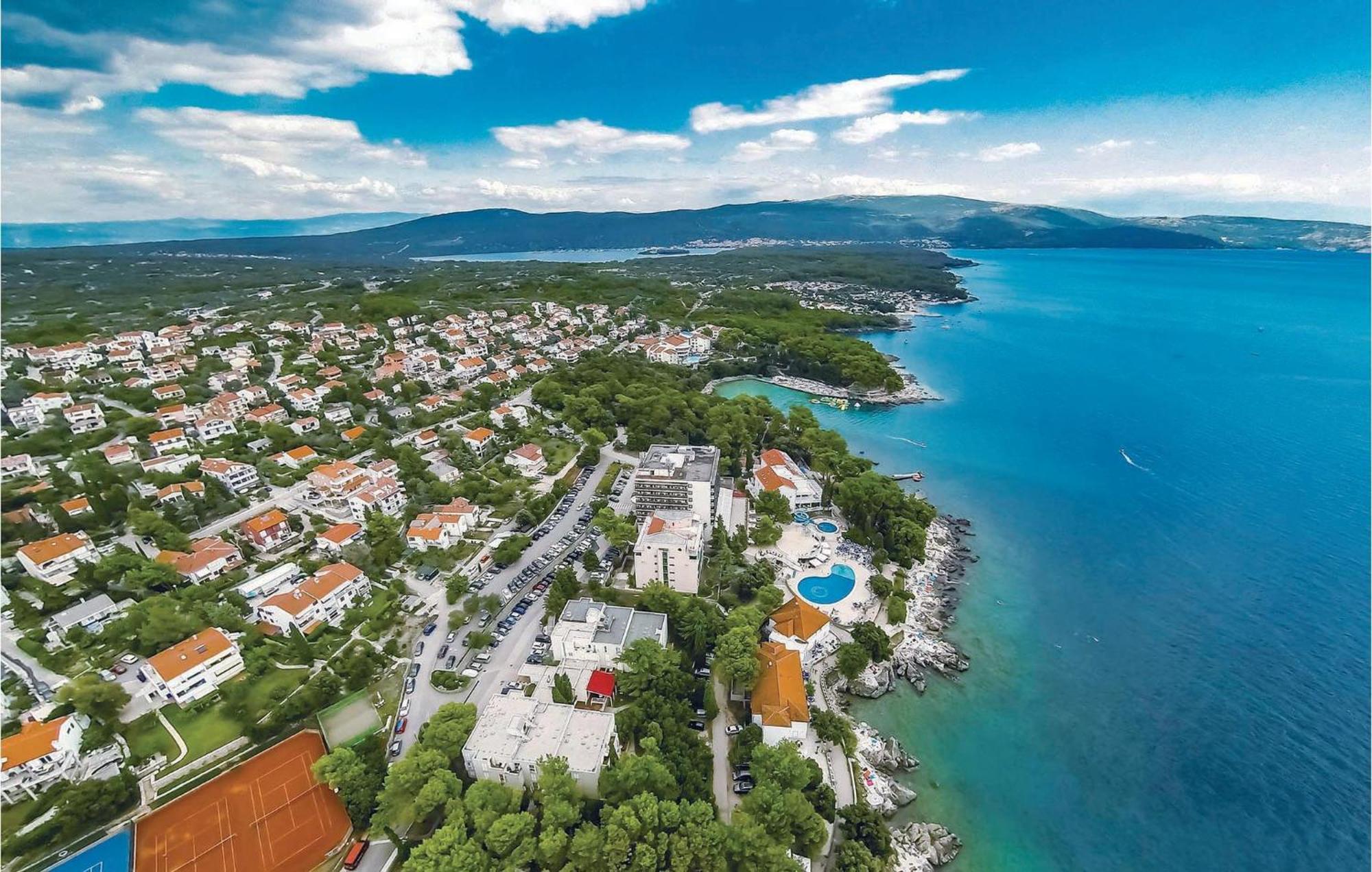 Lovely Apartment In Krk With Wifi Brzac エクステリア 写真